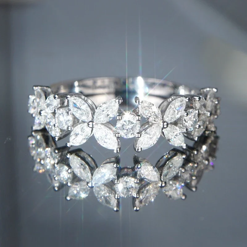 Four-Leaf Clover Zirconia Ring