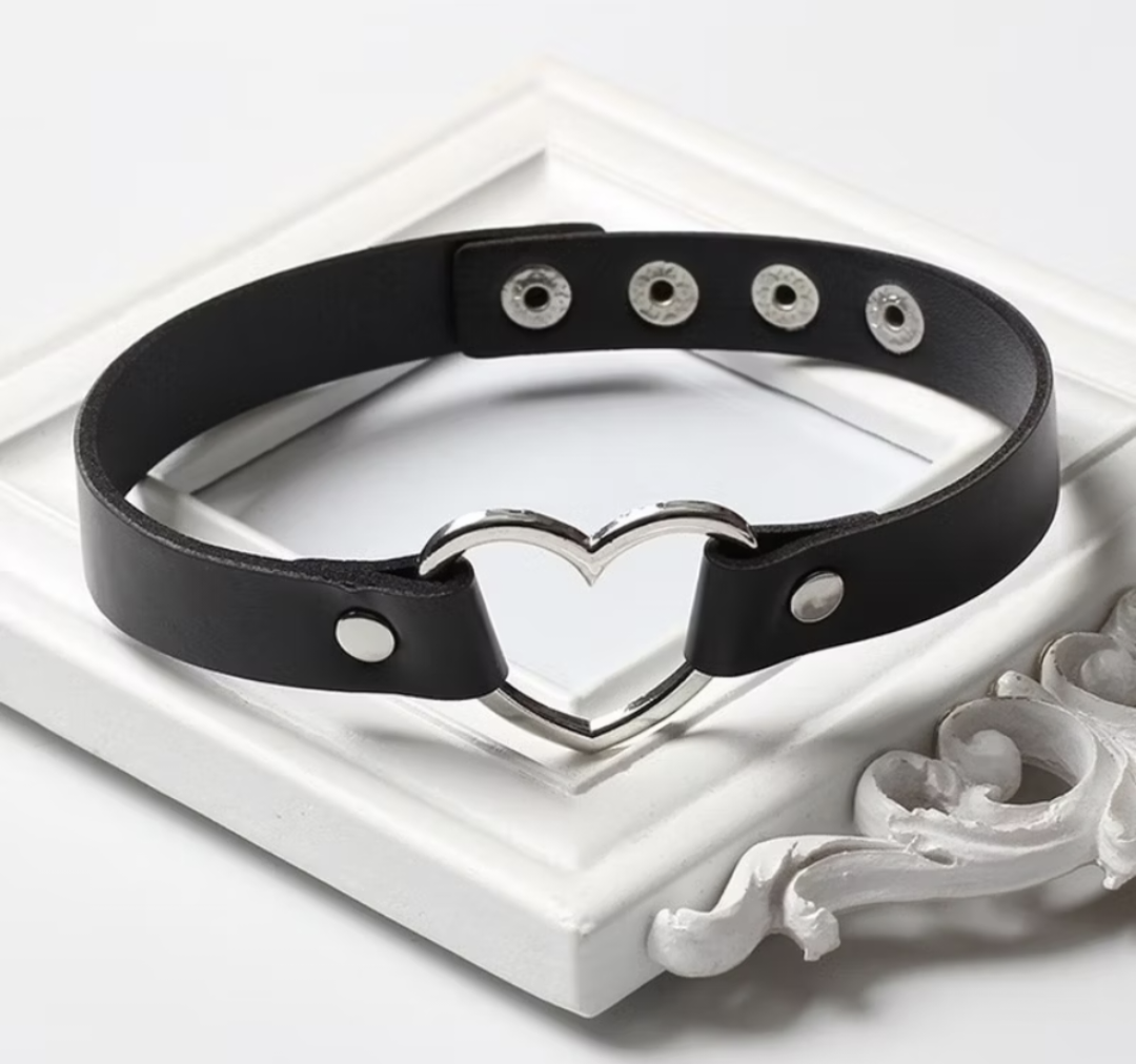 Heart Choker Chain