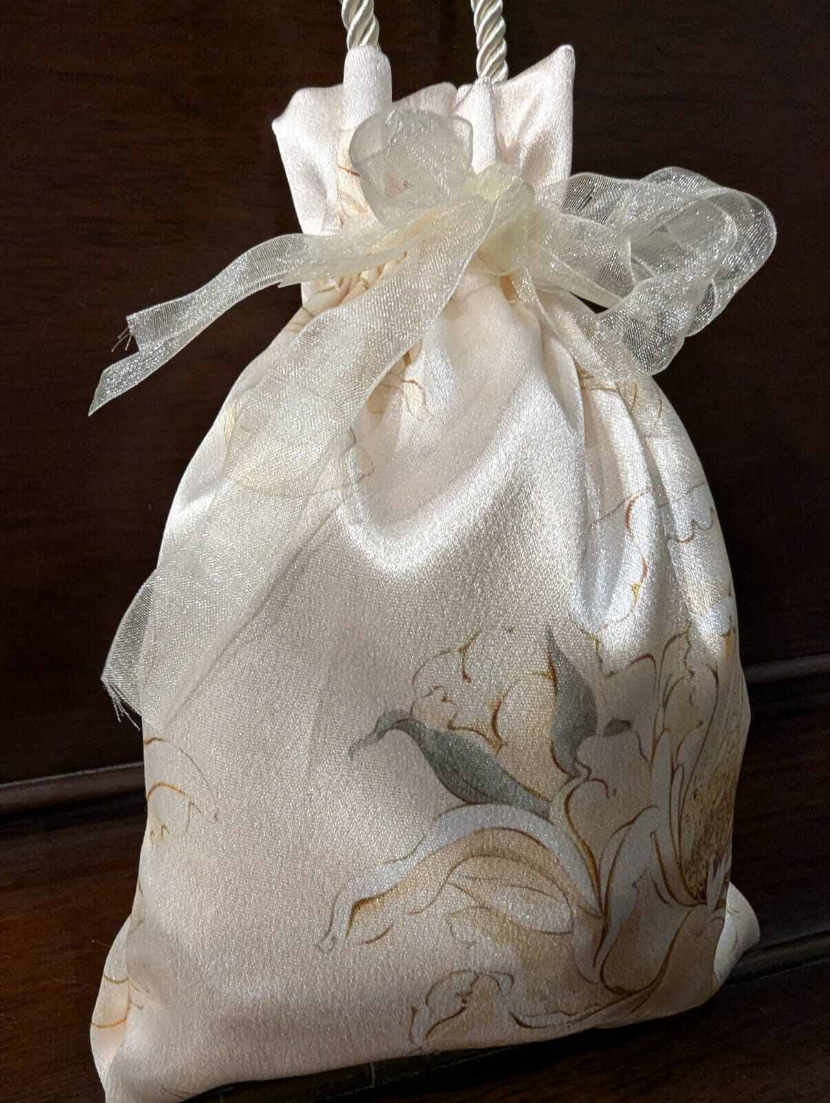 Silk Drawstring Pouch (Mandarin Orange Carrier)